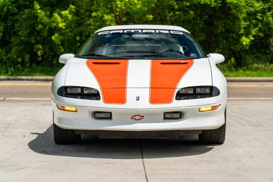 1997 Chevrolet Camaro SS 4th Gen - Image 4 of 28
