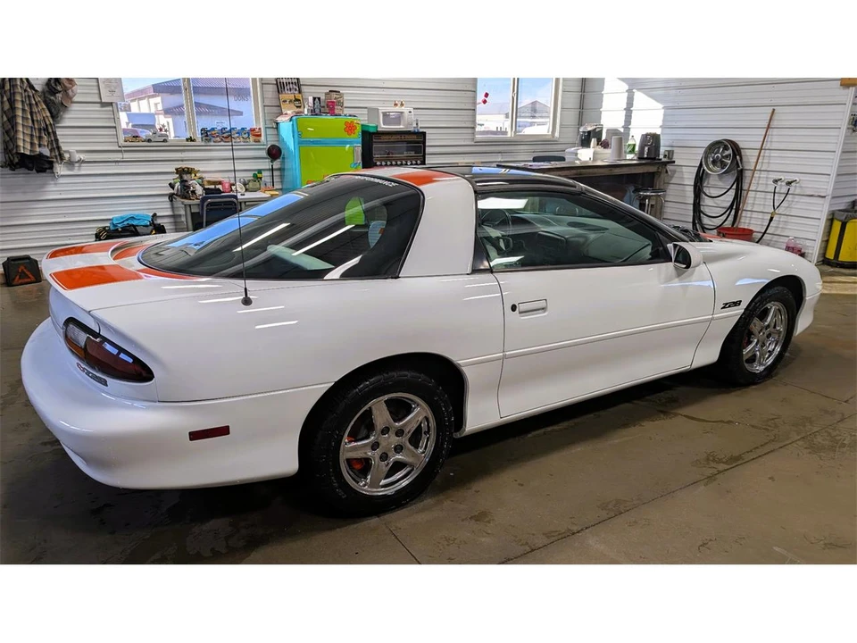 1997 Chevrolet Camaro Z28 4th Gen - Image 3 of 9