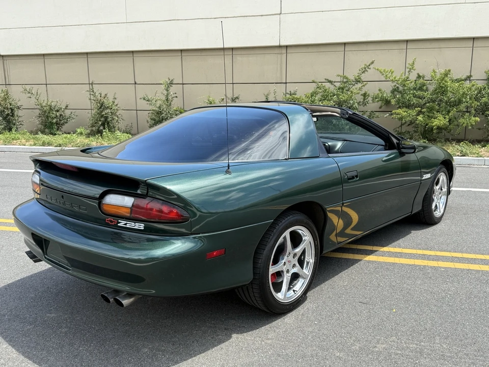 1997 Chevrolet Camaro Z28 4th Gen - Image 3 of 18