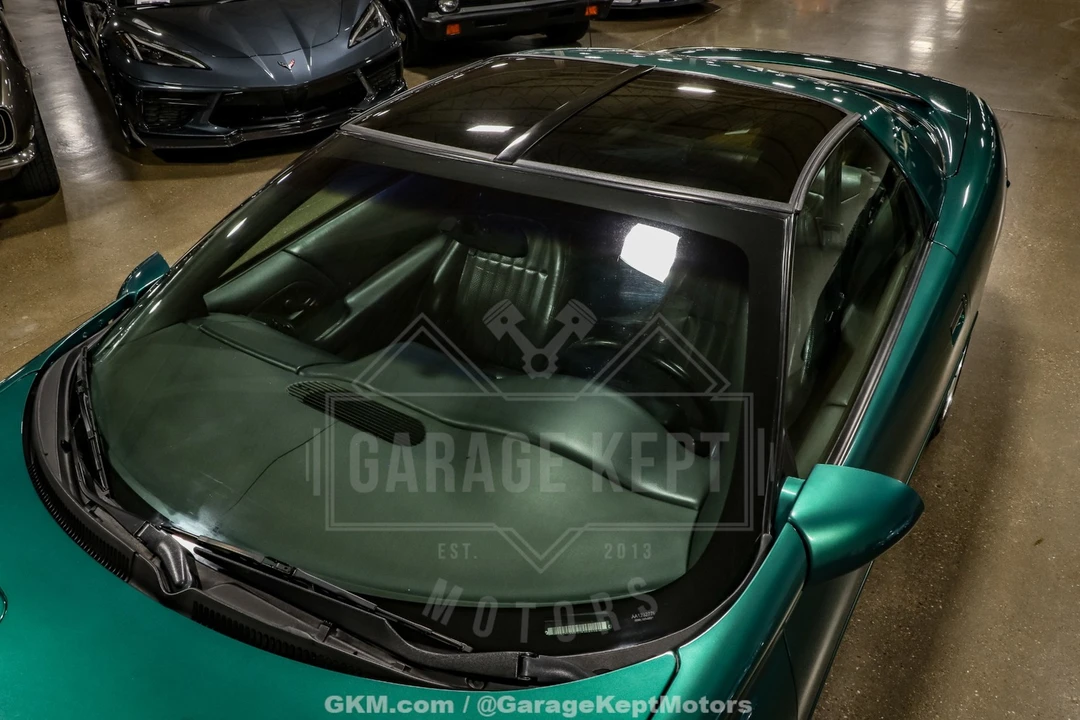 1997 Chevrolet - Image 27 of 31
