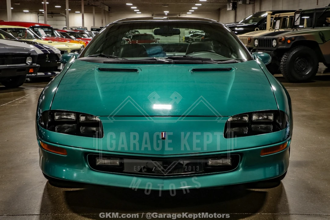 1997 Chevrolet - Image 21 of 31