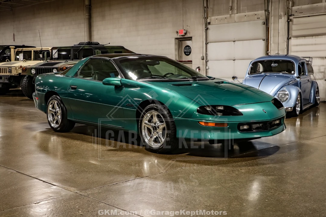 1997 Chevrolet - Image 13 of 31