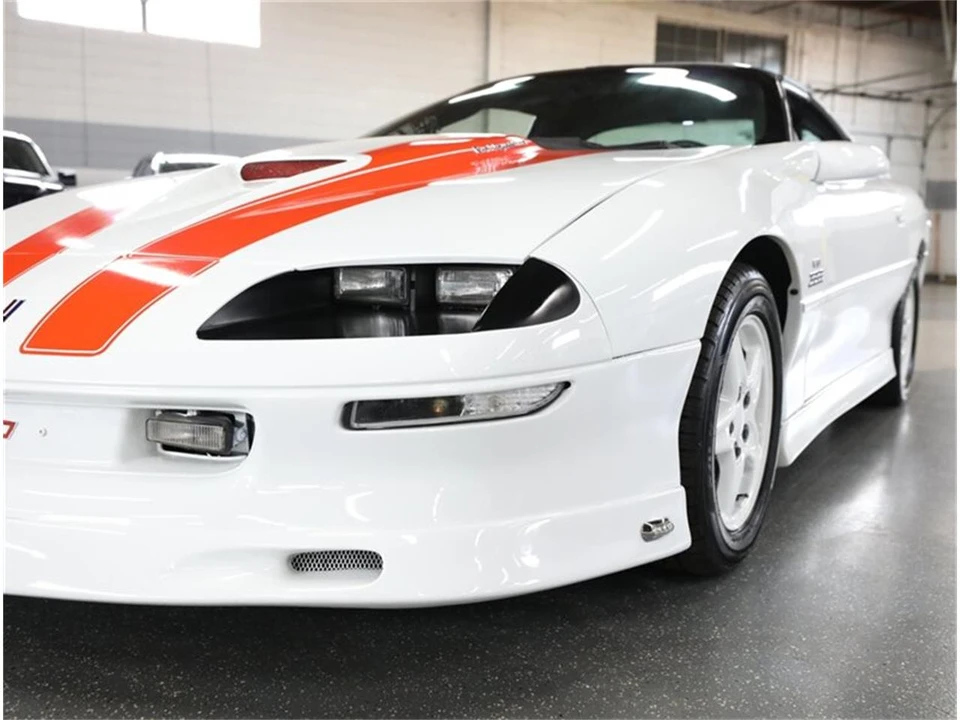 1997 Chevrolet Camaro Z28 4th Gen - Image 5 of 31