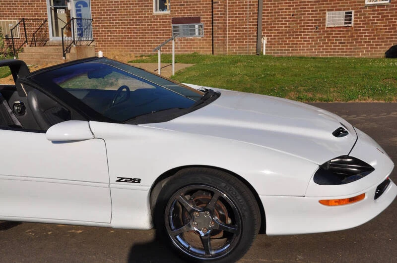 1997 Chevrolet Camaro Z28 4th Gen - Image 13 of 28