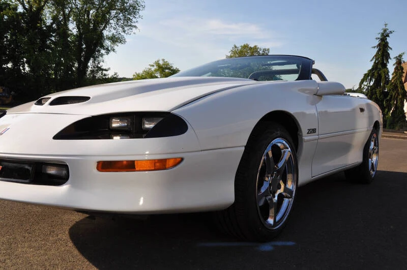 1997 Chevrolet Camaro Z28 4th Gen - Image 2 of 28