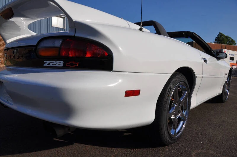 1997 Chevrolet Camaro Z28 4th Gen - Image 7 of 28