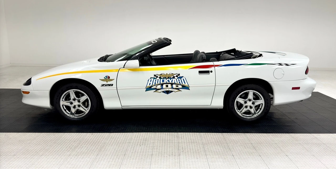 1997 Chevrolet Camaro Z28 4th Gen - Image 4 of 31