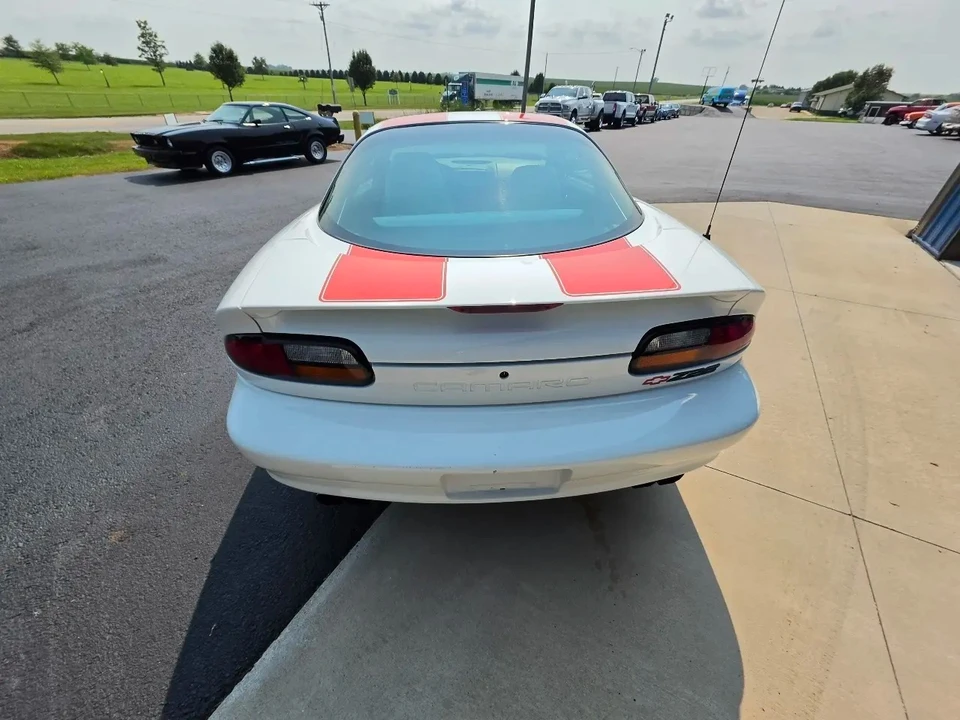 1997 Chevrolet Camaro Z28 4th Gen - Image 22 of 31