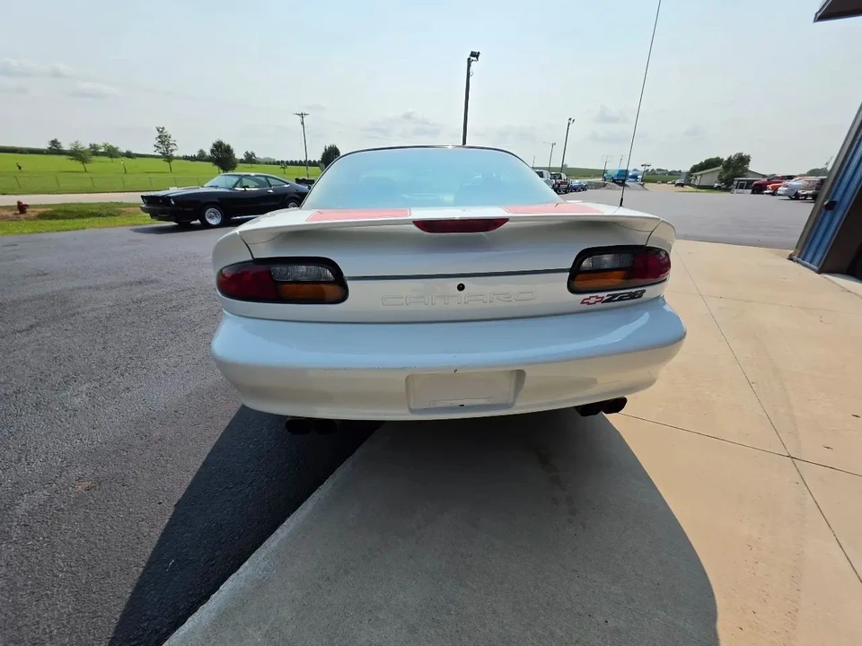 1997 Chevrolet Camaro Z28 4th Gen - Image 14 of 31