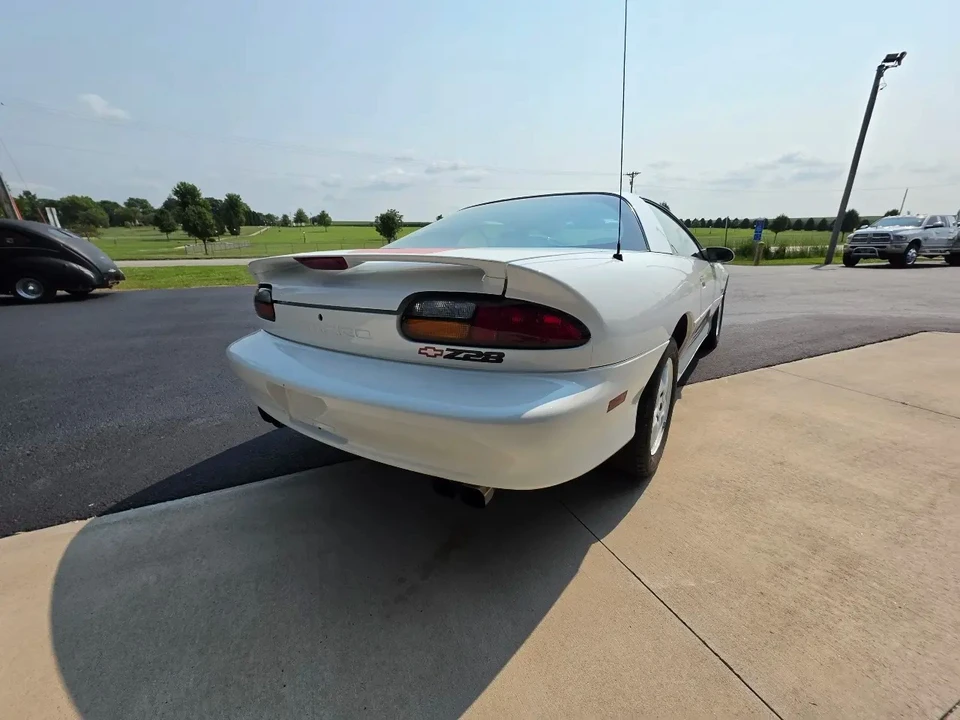 1997 Chevrolet Camaro Z28 4th Gen - Image 21 of 31
