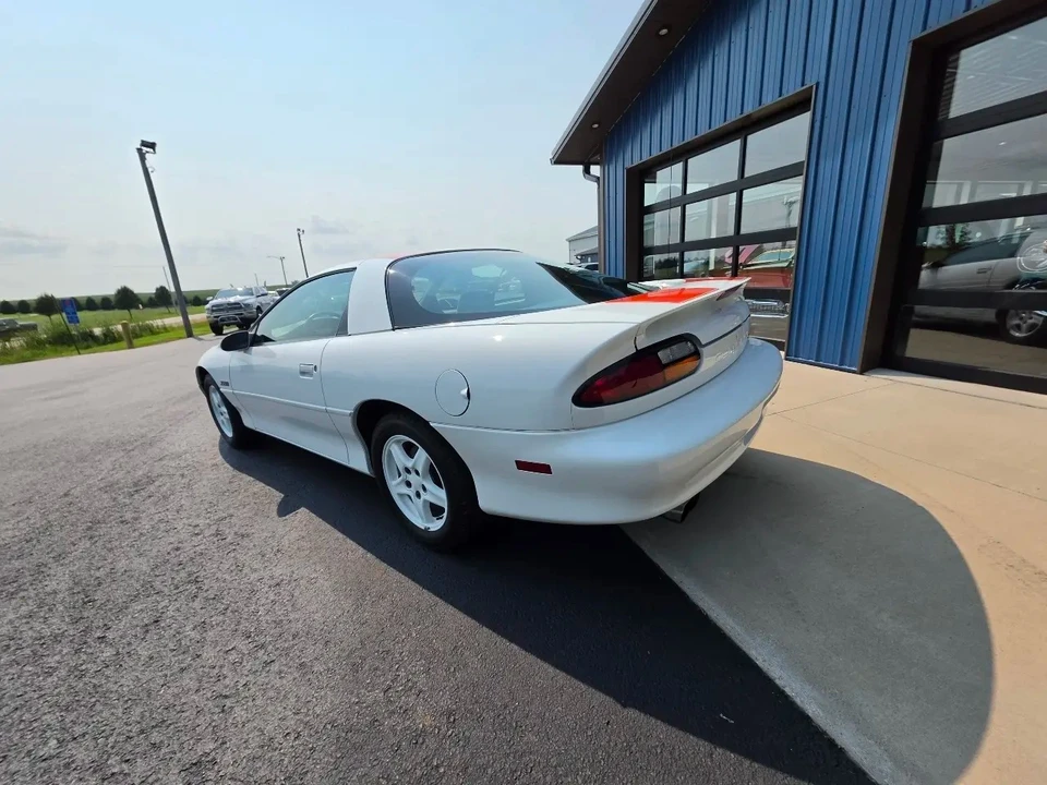 1997 Chevrolet Camaro Z28 4th Gen - Image 20 of 31