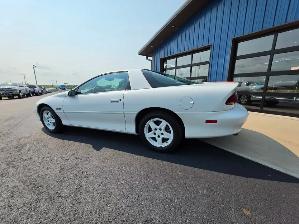 1997 Chevrolet Camaro Z28 4th Gen - Image 3 of 31