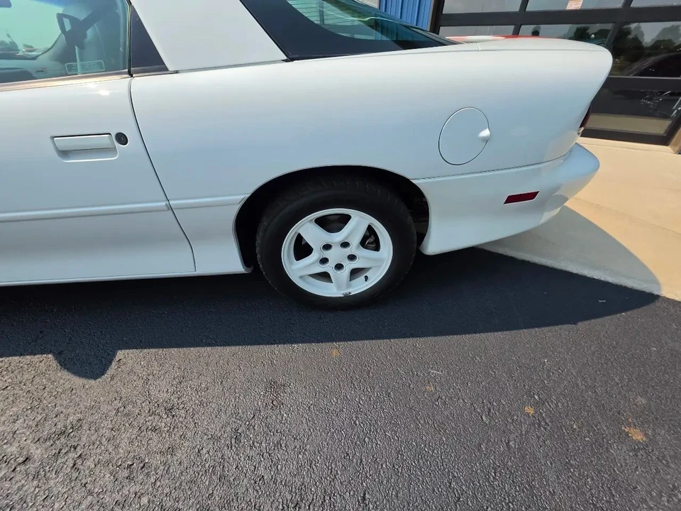 1997 Chevrolet Camaro Z28 4th Gen - Image 13 of 31