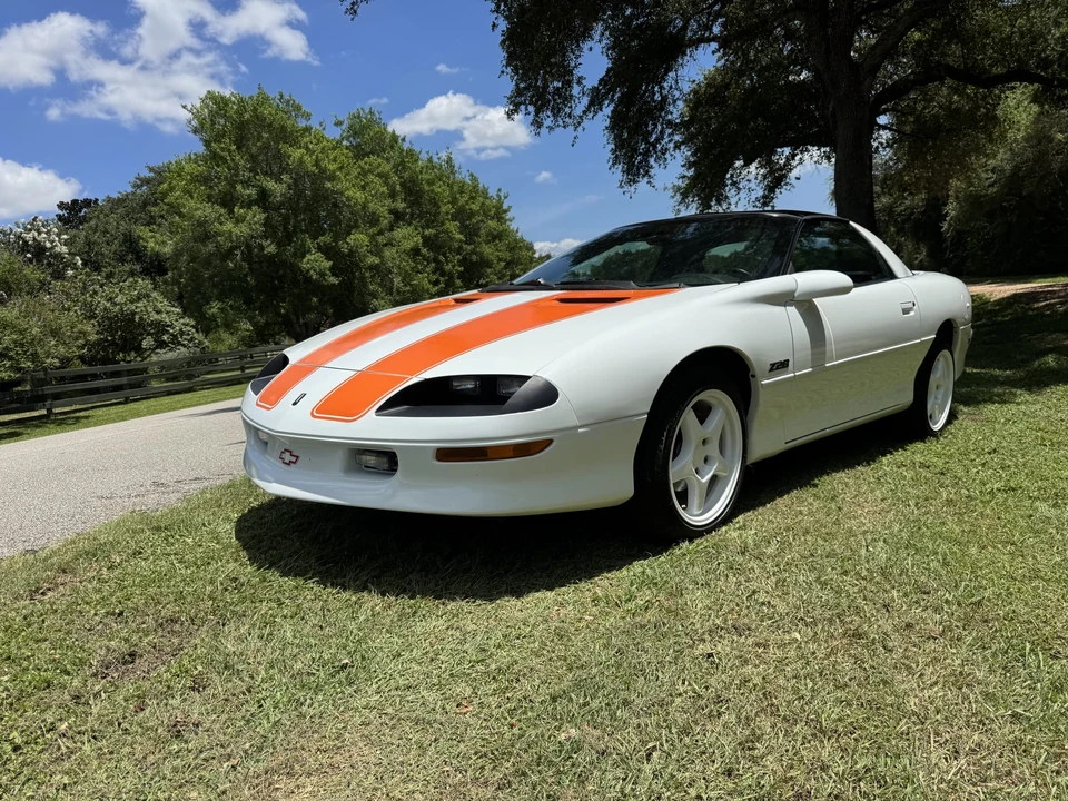1997 Chevrolet Camaro Z28 4th Gen - Image 9 of 31