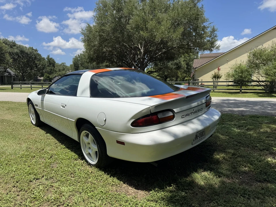 1997 Chevrolet Camaro Z28 4th Gen - Image 14 of 31