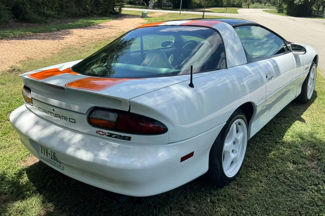 1997 Chevrolet Camaro Z28 4th Gen - Image 20 of 31