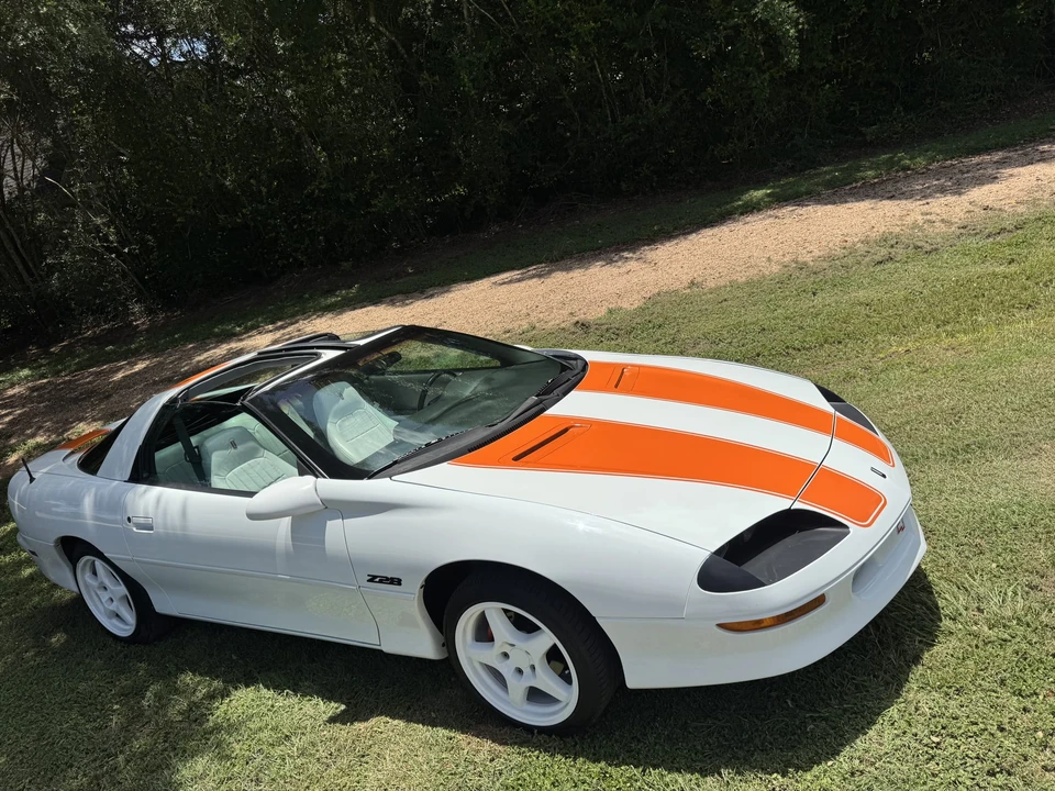 1997 Chevrolet Camaro Z28 4th Gen - Image 22 of 31