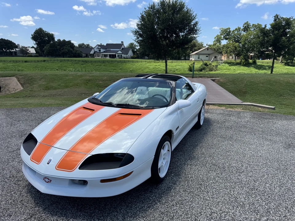 1997 Chevrolet Camaro Z28 4th Gen - Image 6 of 31