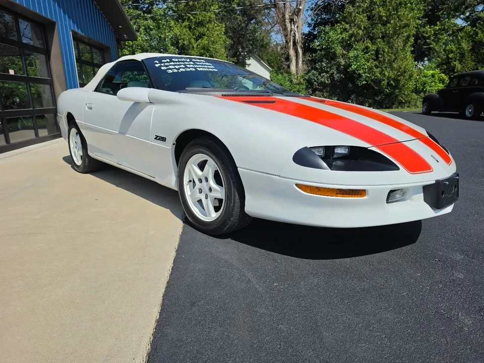 1997 Chevrolet Camaro Z28 4th Gen - Image 7 of 31