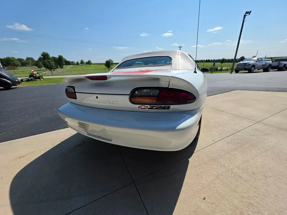 1997 Chevrolet Camaro Z28 4th Gen - Image 27 of 31