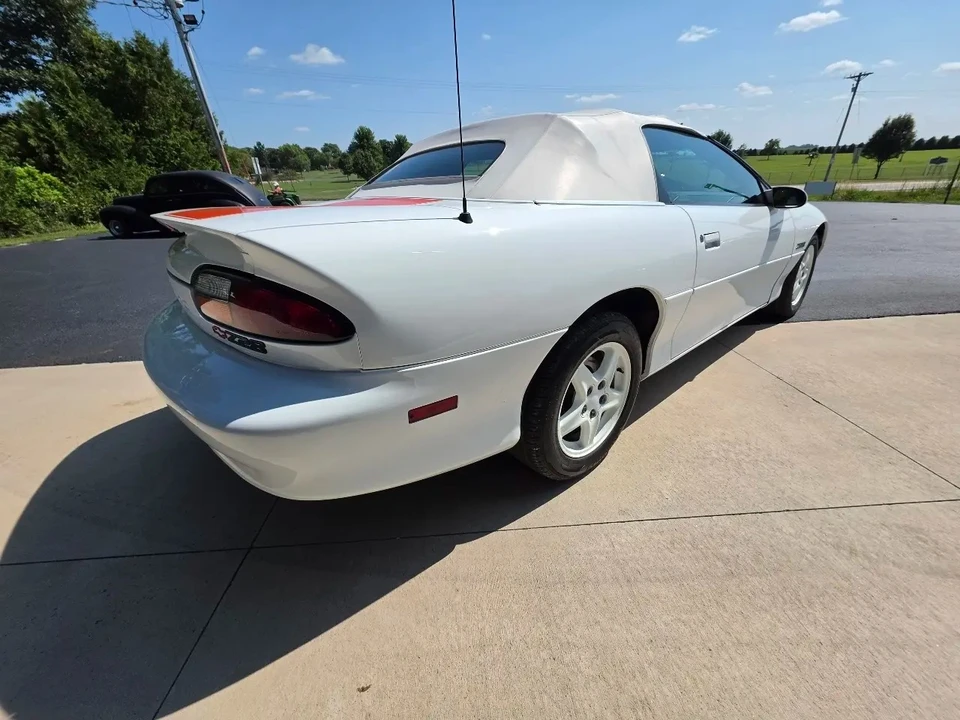 1997 Chevrolet Camaro Z28 4th Gen - Image 21 of 31
