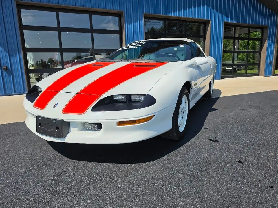 1997 Chevrolet Camaro Z28 4th Gen - Image 9 of 31