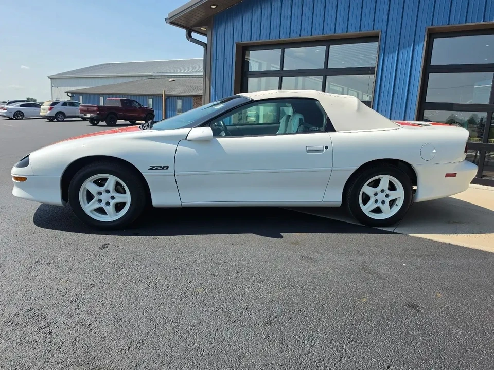 1997 Chevrolet Camaro Z28 4th Gen - Image 6 of 31
