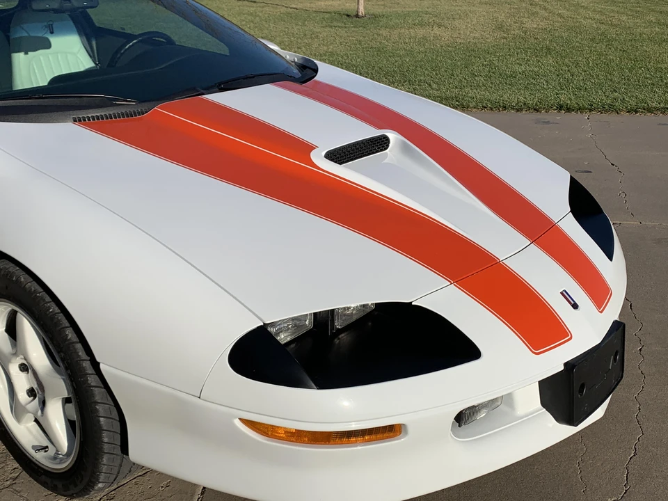 1997 Chevrolet Camaro SS 4th Gen - Image 25 of 31