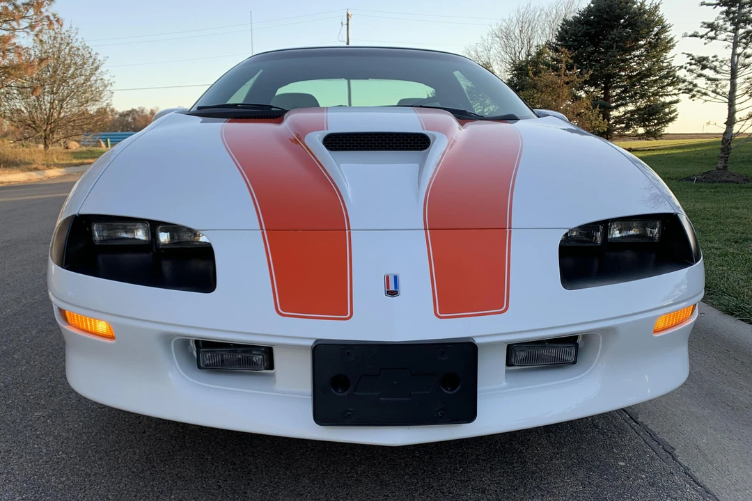 1997 Chevrolet Camaro SS 4th Gen - Image 2 of 31