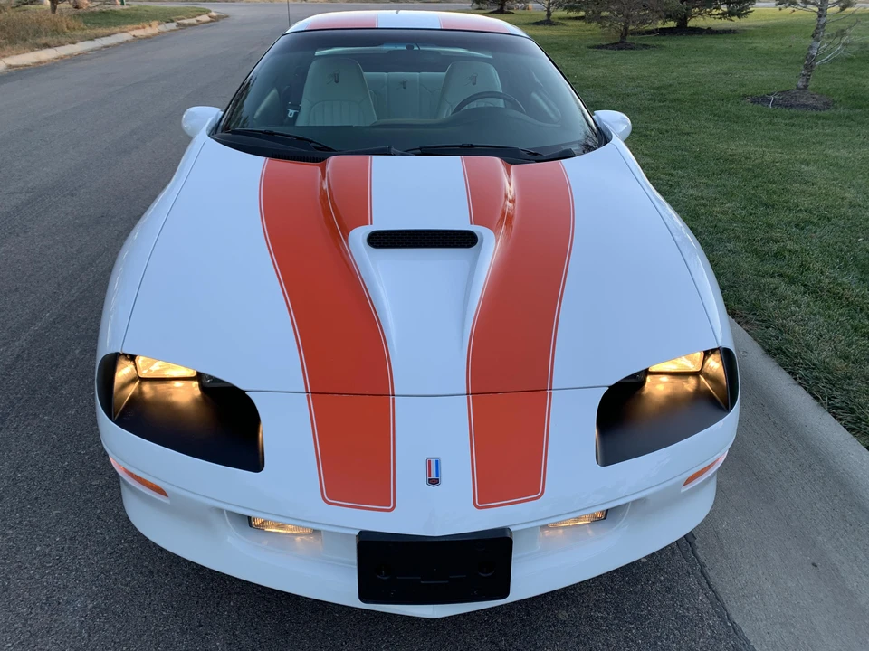 1997 Chevrolet Camaro SS 4th Gen - Image 6 of 31