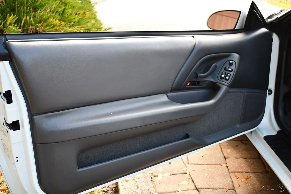 1997 Chevrolet Camaro SS 4th Gen - Image 15 of 21