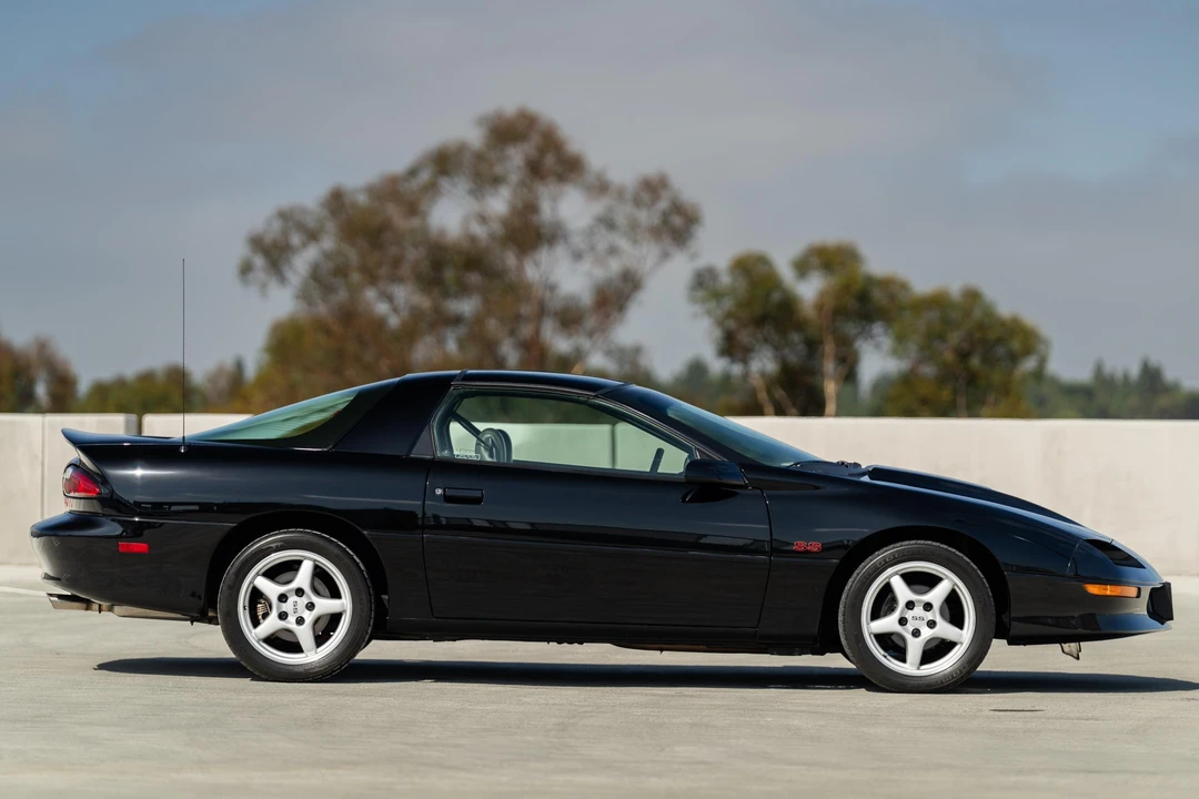 1997 Chevrolet Camaro SS 4th Gen - Image 3 of 31