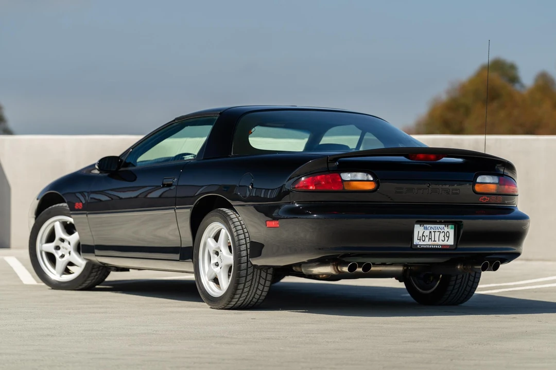 1997 Chevrolet Camaro SS 4th Gen - Image 4 of 31
