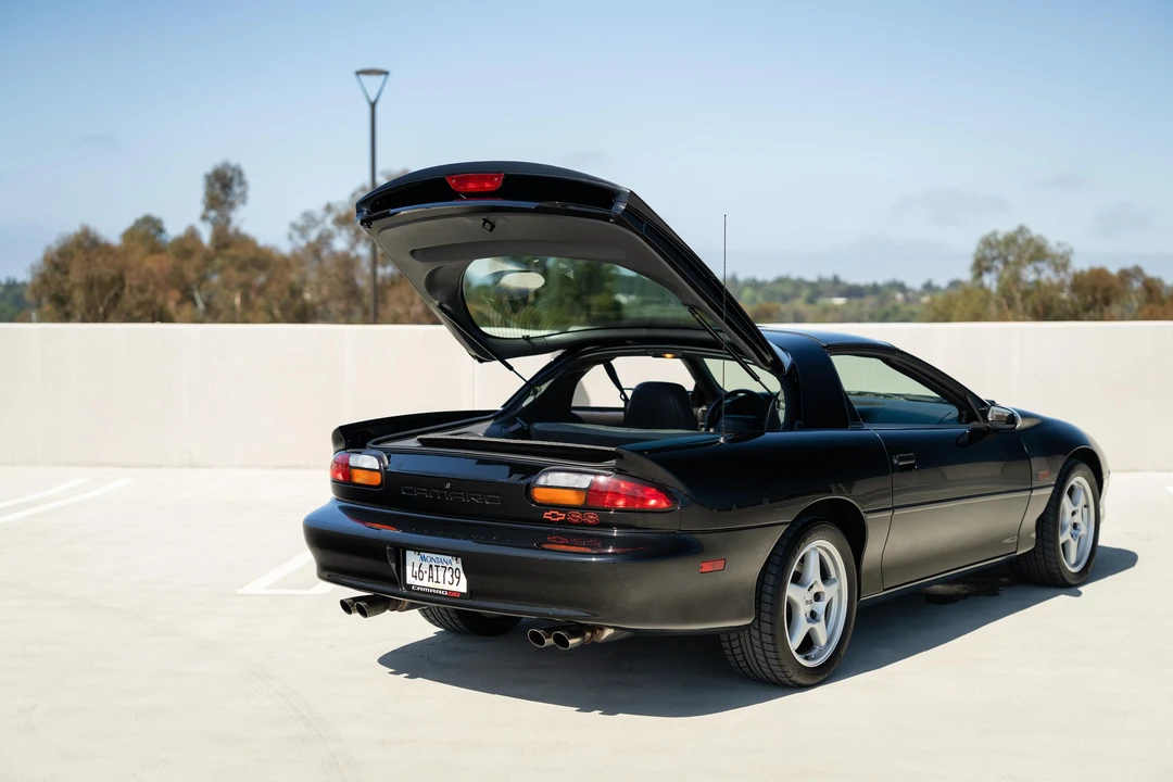1997 Chevrolet Camaro SS 4th Gen - Image 15 of 31