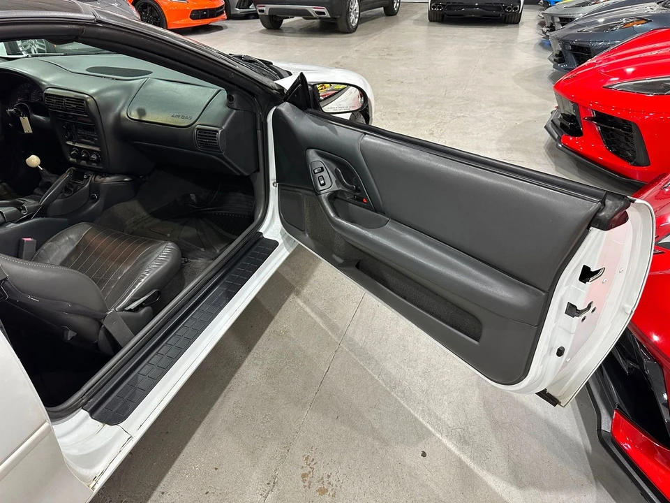 1997 Chevrolet Camaro Z28 4th Gen - Image 19 of 21