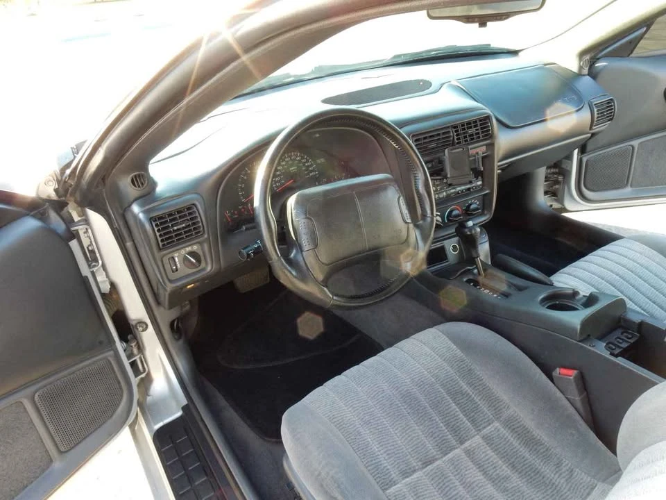 1997 Chevrolet Camaro 4th Gen - Image 8 of 10