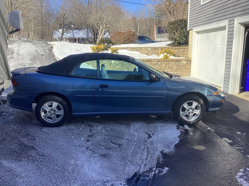 1997 Chevrolet Cavalier - Image 3 of 8