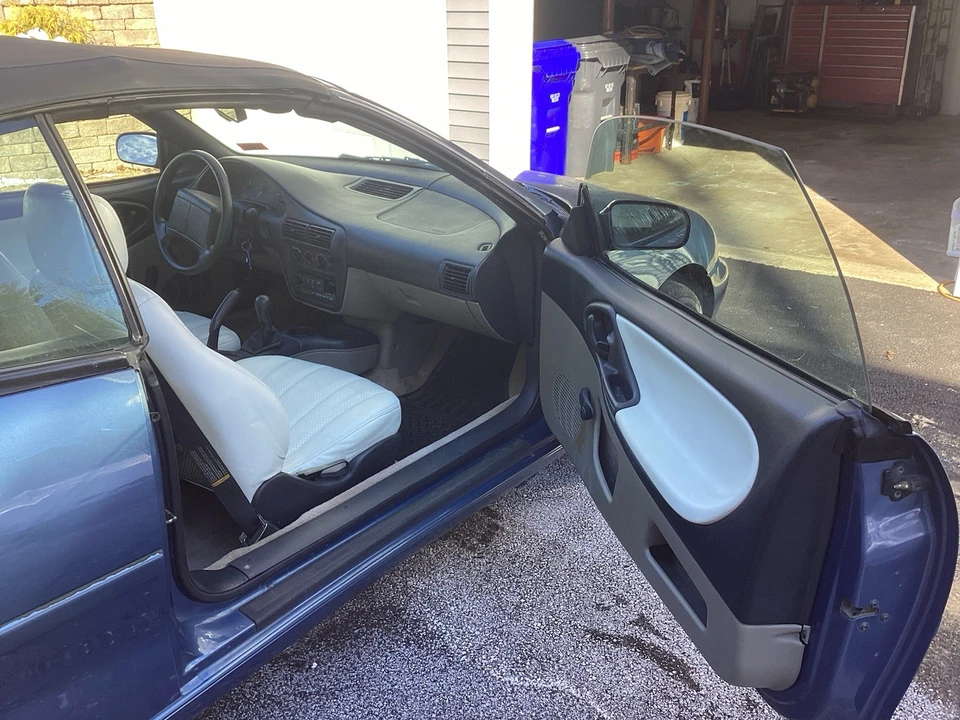 1997 Chevrolet Cavalier - Image 4 of 8