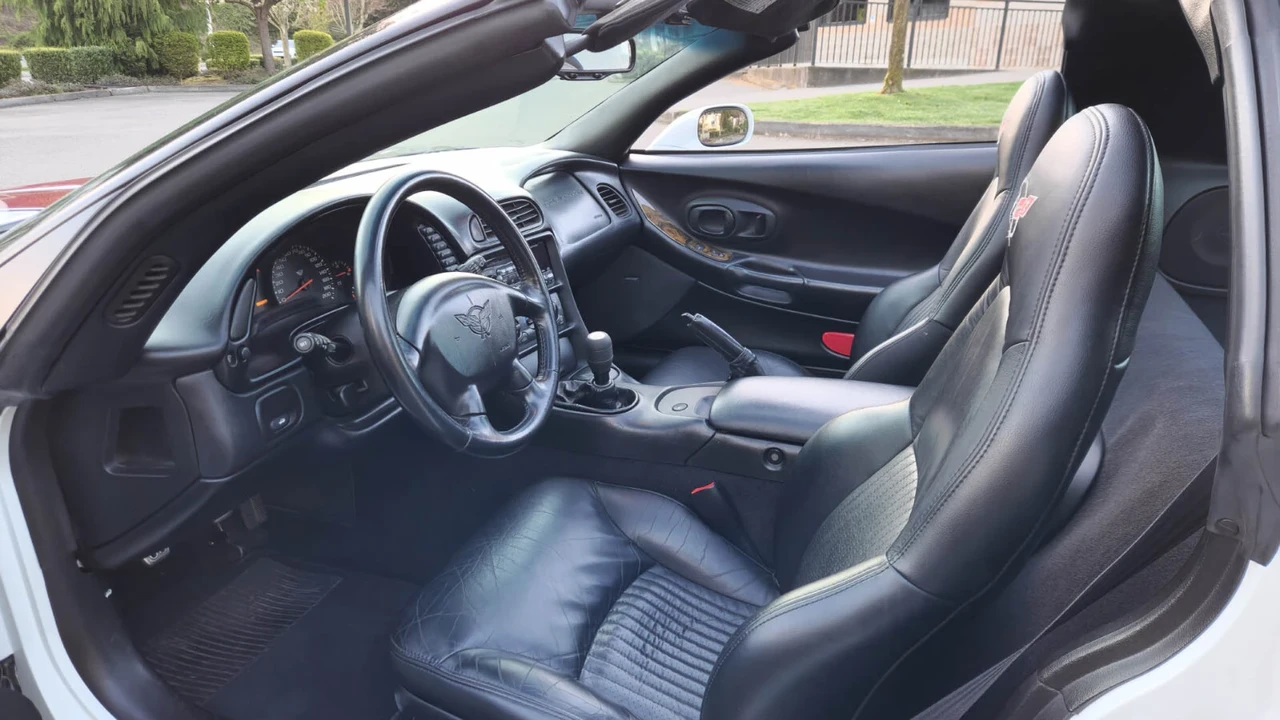 1997 Chevrolet Corvette C5 - Image 11 of 21