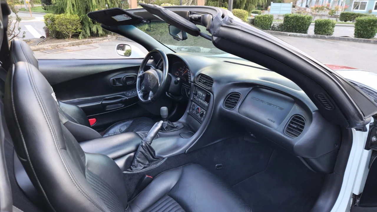 1997 Chevrolet Corvette C5 - Image 16 of 21