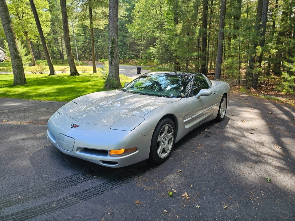 1997 Chevrolet Corvette C5 - Image 2 of 8