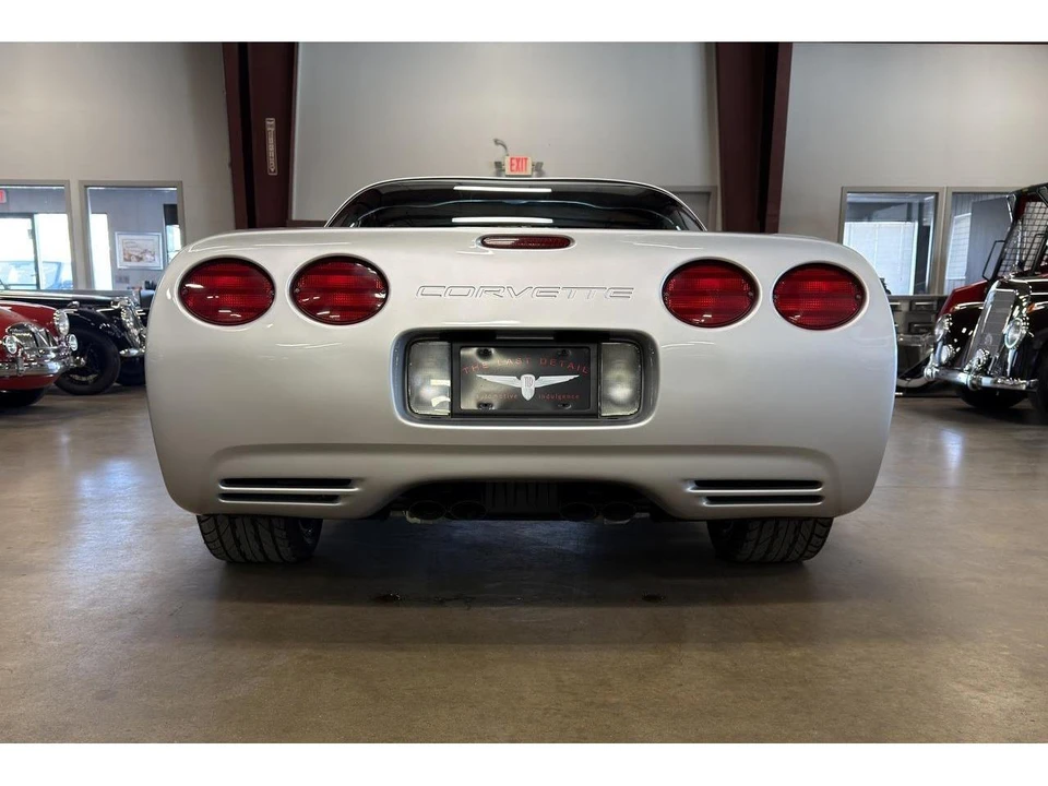 1997 Chevrolet Corvette C5 - Image 16 of 31