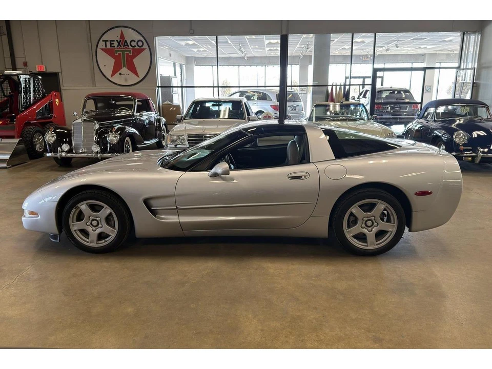1997 Chevrolet Corvette C5 - Image 12 of 31