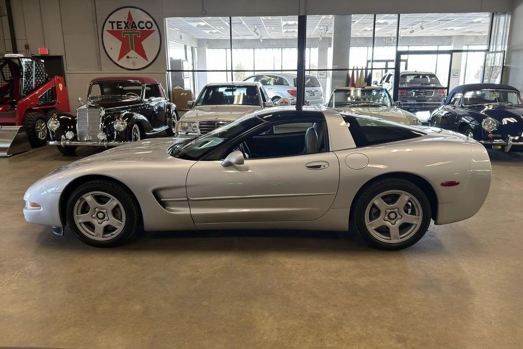 1997 Chevrolet Corvette C5 - Image 21 of 31