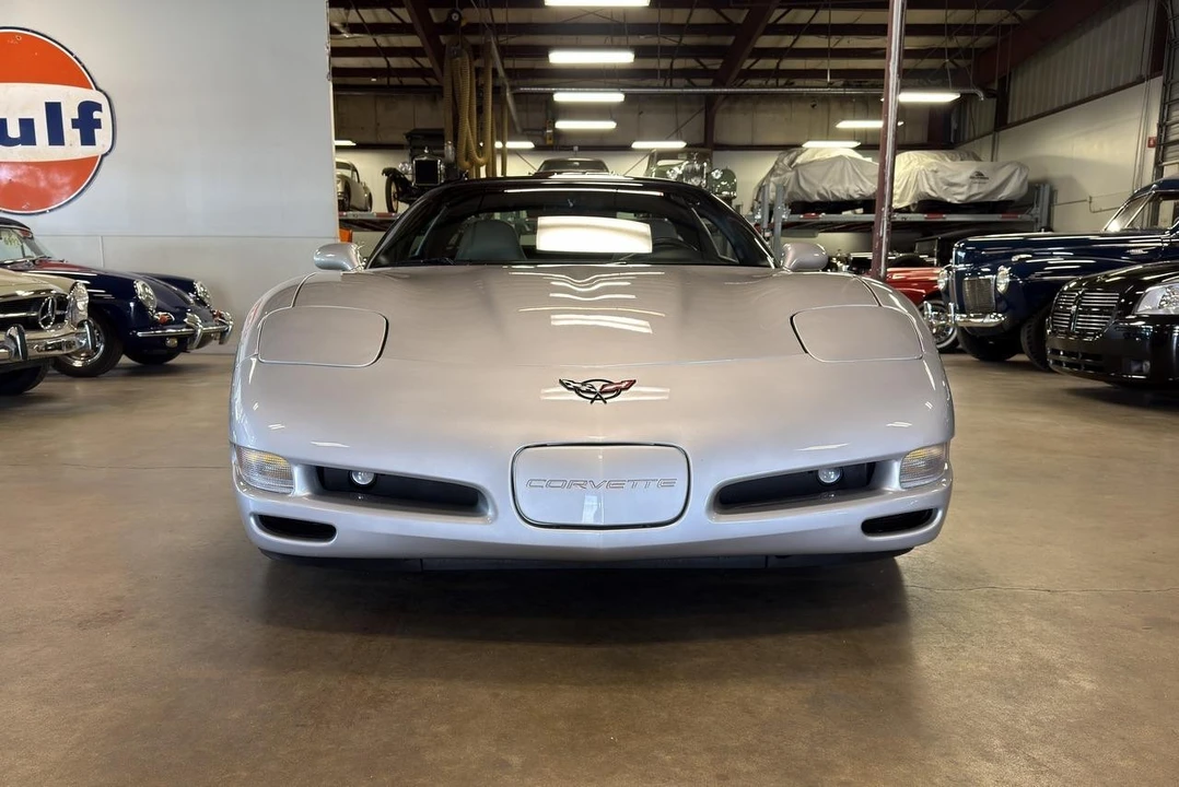 1997 Chevrolet Corvette C5 - Image 16 of 31