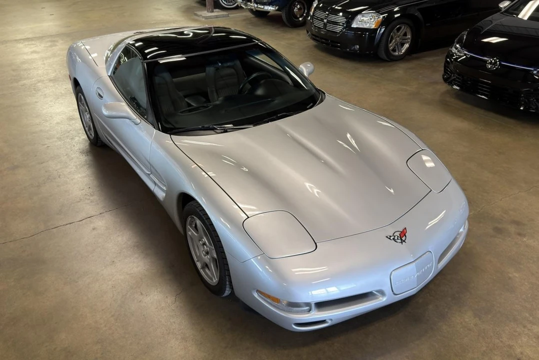 1997 Chevrolet Corvette C5 - Image 15 of 31