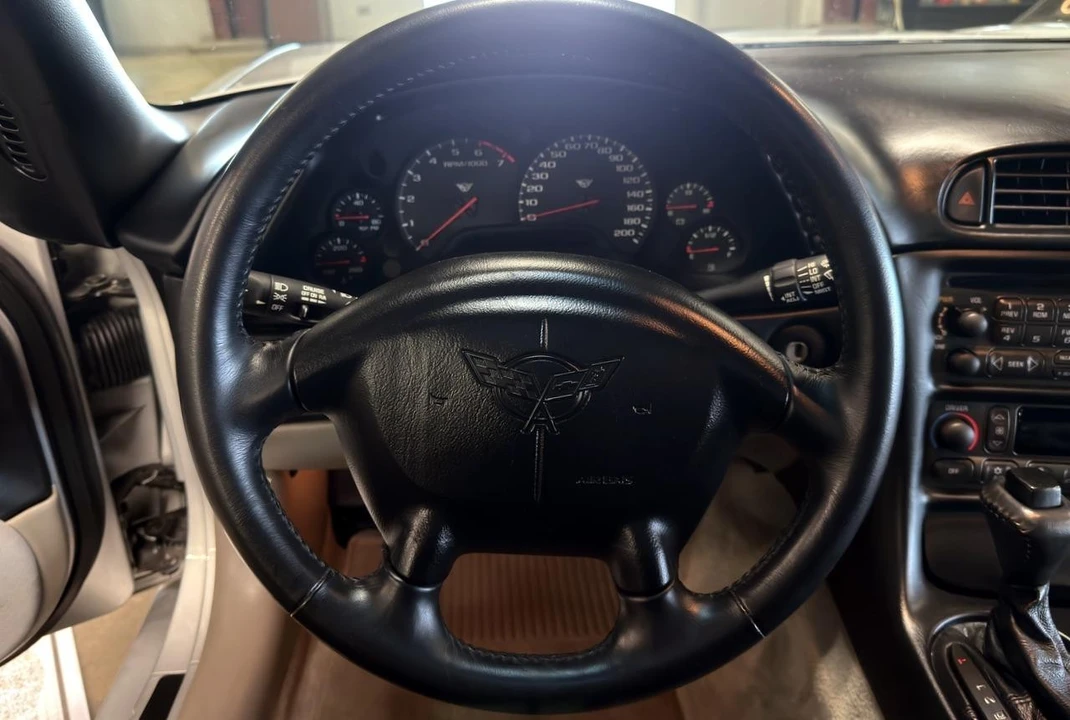 1997 Chevrolet Corvette C5 - Image 9 of 31