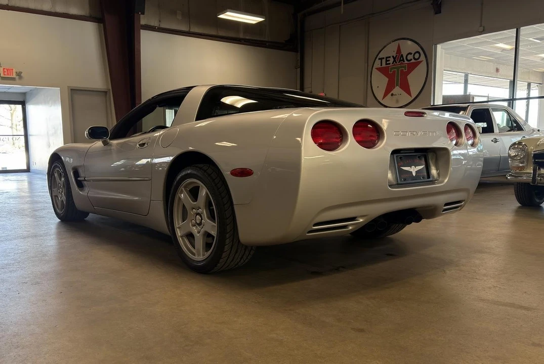 1997 Chevrolet Corvette C5 - Image 22 of 31
