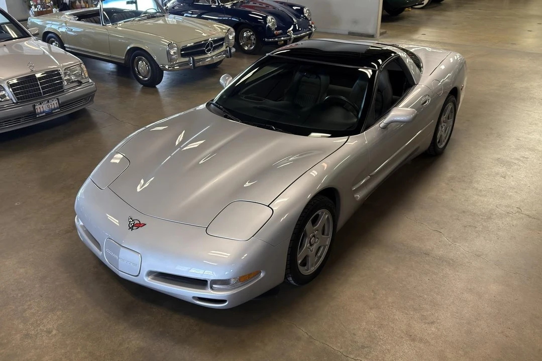 1997 Chevrolet Corvette C5 - Image 20 of 31