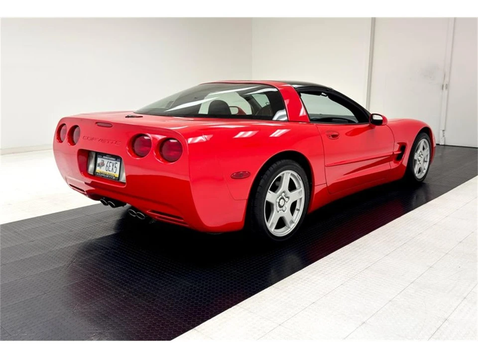 1997 Chevrolet Corvette C5 - Image 5 of 31